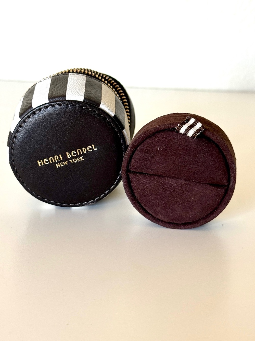 Retired Henri Bendel Brown Stripe Travel Jewelry Case Ring Box - Picture 8 of 9